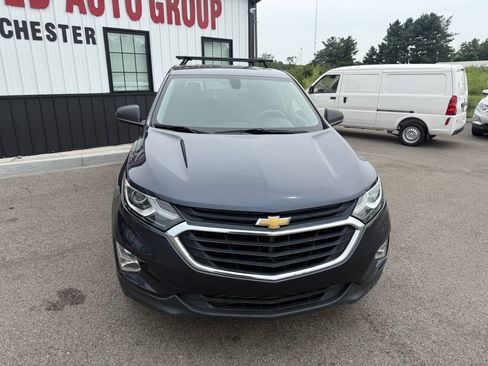 Used 2018 Chevrolet Equinox LT FWD image 2