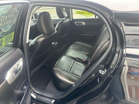 Used 2013 Lexus CT 200h image 9