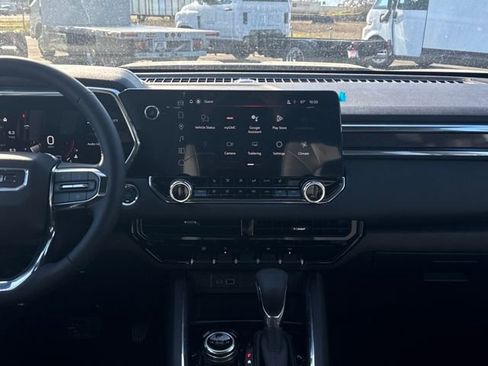 New 2026 GMC Canyon Elevation w/ Convenience Package image 14