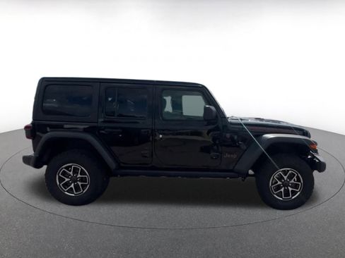 Used 2025 Jeep Wrangler Rubicon image 16