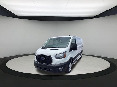 Used 2025 Ford Transit 250 Low Roof w/ Exterior Upgrade Package RWD image 4