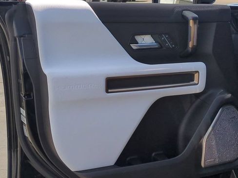 Used 2024 GMC Hummer EV 2X AWD/4WD image 22