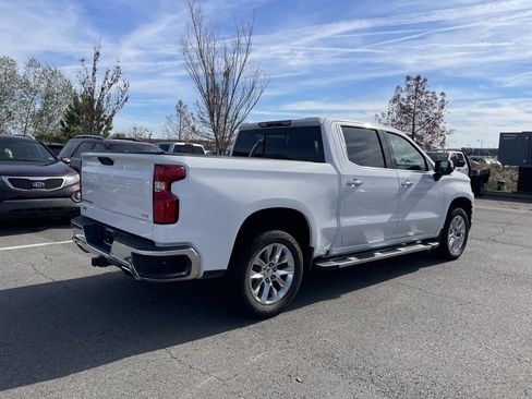 Used 2019 Chevrolet Silverado 1500 LTZ w/ LTZ Premium Package image 8