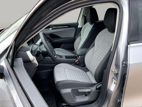 New 2026 Volkswagen Tiguan S AWD/4WD image 9