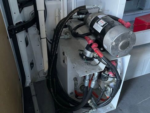 Used 2017 Mercedes-Benz Sprinter 144 Cargo image 11