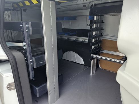 Used 2022 Ford Transit Connect XL image 30