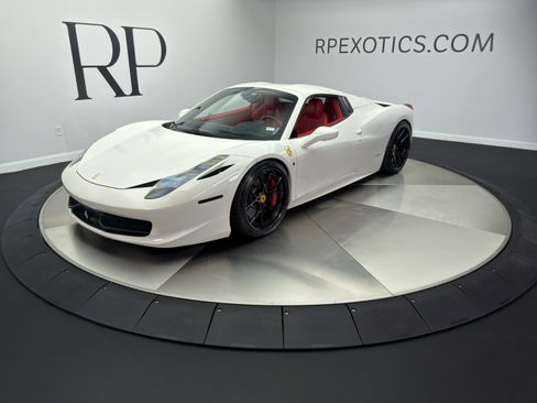 Used 2013 Ferrari 458 Spider RWD image 10