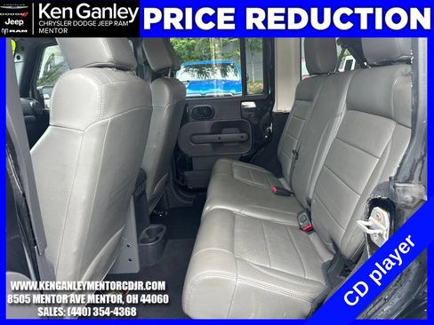 Used 2007 Jeep Wrangler Unlimited Sahara AWD/4WD image 17