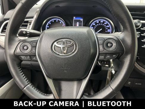 Used 2018 Toyota Camry SE image 13