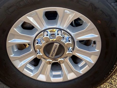 Used 2022 Ford F250 XL w/ STX Appearance Package image 27