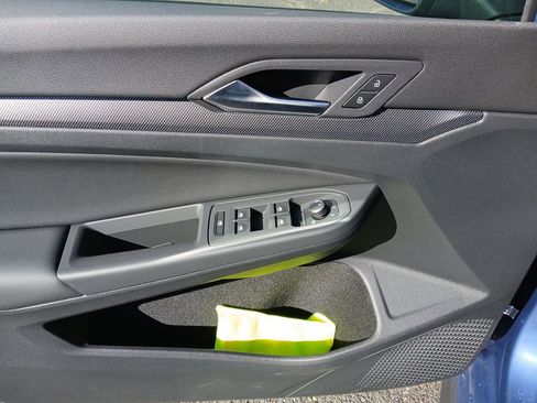 New 2026 Volkswagen GTI SE image 11