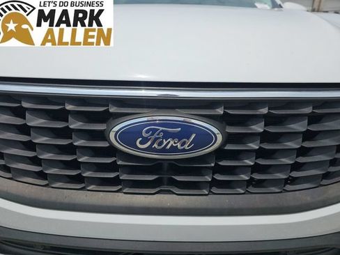 Used 2023 Ford Escape SE FWD image 30