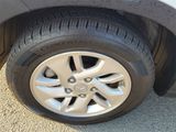 Used 2022 Hyundai Venue SE image 3