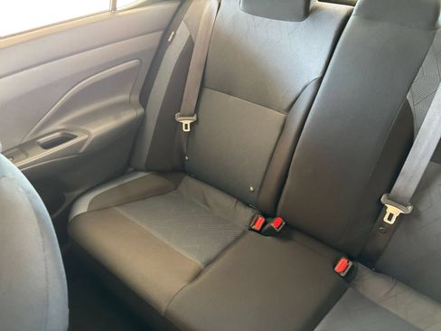 Used 2025 Nissan Versa SV FWD image 37
