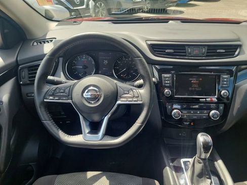 Used 2019 Nissan Rogue Sport SV w/ All-Weather Package AWD/4WD image 15