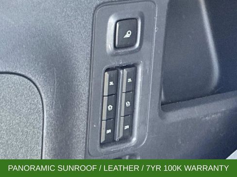 Used 2025 Ford Expedition Active image 14