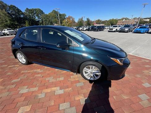 Used 2021 Toyota Corolla SE w/ SE Preferred Package image 38