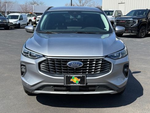 Used 2024 Ford Escape Platinum AWD/4WD image 3