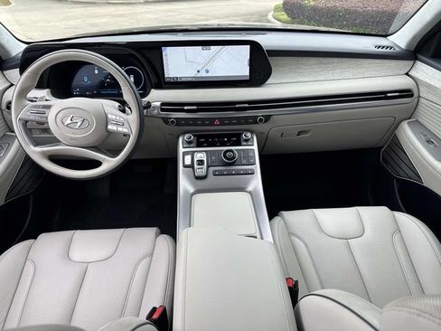 Used 2024 Hyundai Palisade Calligraphy FWD image 19