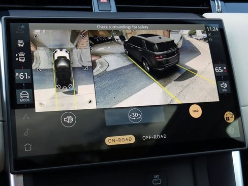 Certified 2025 Land Rover Discovery Sport S image 24