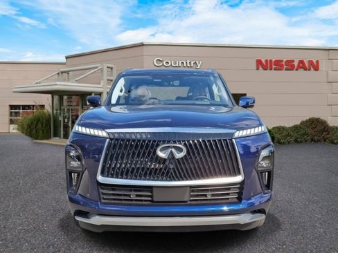 Used 2025 INFINITI QX80 Sensory image 2