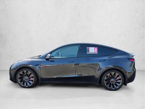 Used 2024 Tesla Model Y Performance AWD/4WD image 8