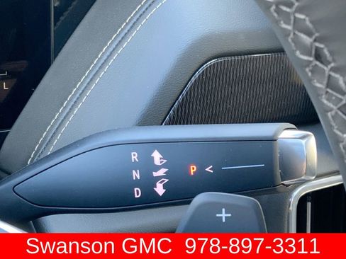 New 2026 GMC Yukon Elevation w/ Elevation Premium Package AWD/4WD image 16
