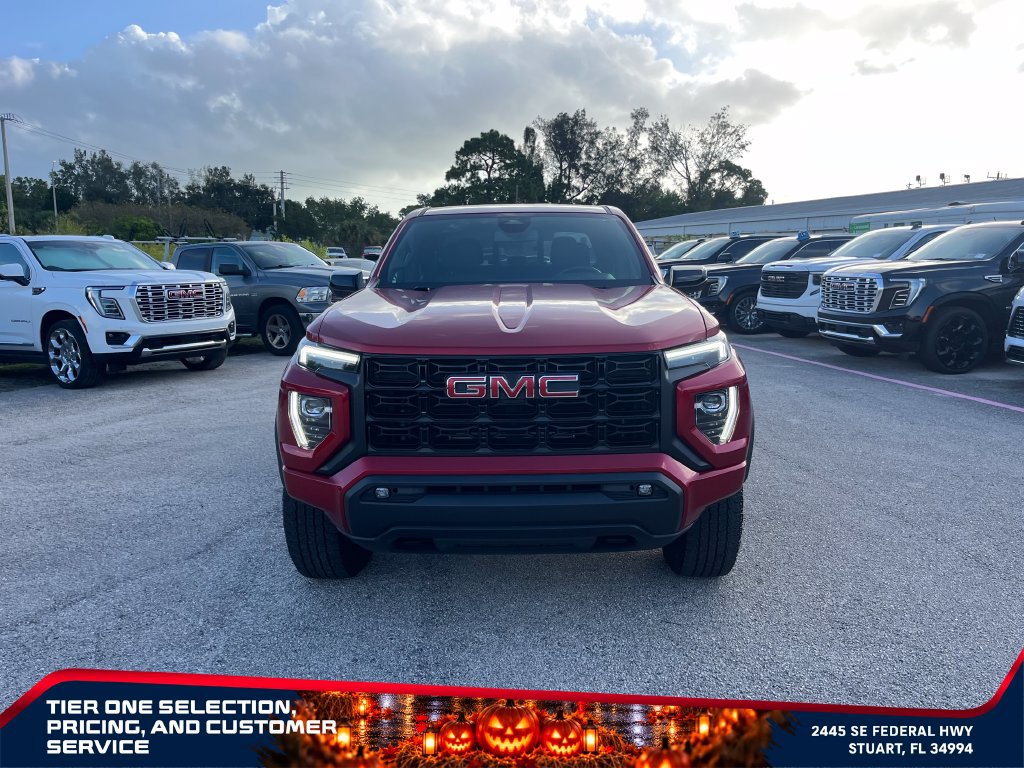 Used 2024 GMC Canyon Elevation w/ Elevation Premium Package AWD/4WD image 3