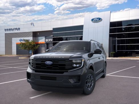 New 2026 Ford Expedition Max Active AWD/4WD image 2