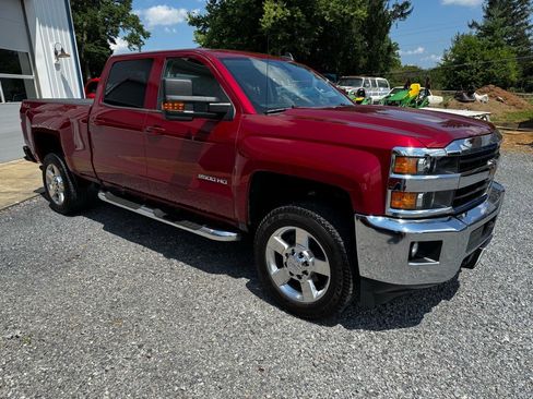 Used 2018 Chevrolet Silverado 2500 LT w/ All Star Edition image 4