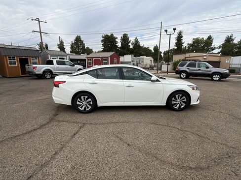 Used 2020 Nissan Altima 2.5 S FWD image 7