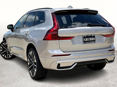 New 2026 Volvo XC60 B5 Ultra w/ Protection Package Premier image 5
