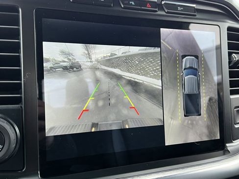 Used 2023 Ford F150 Lariat w/ Equipment Group 502A High image 28