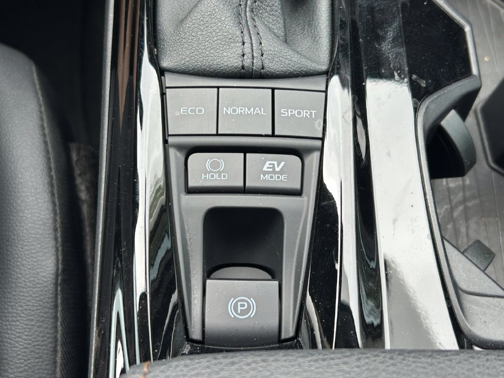 Certified 2026 Toyota Camry XLE w/ Premium Plus Package FWD image 30