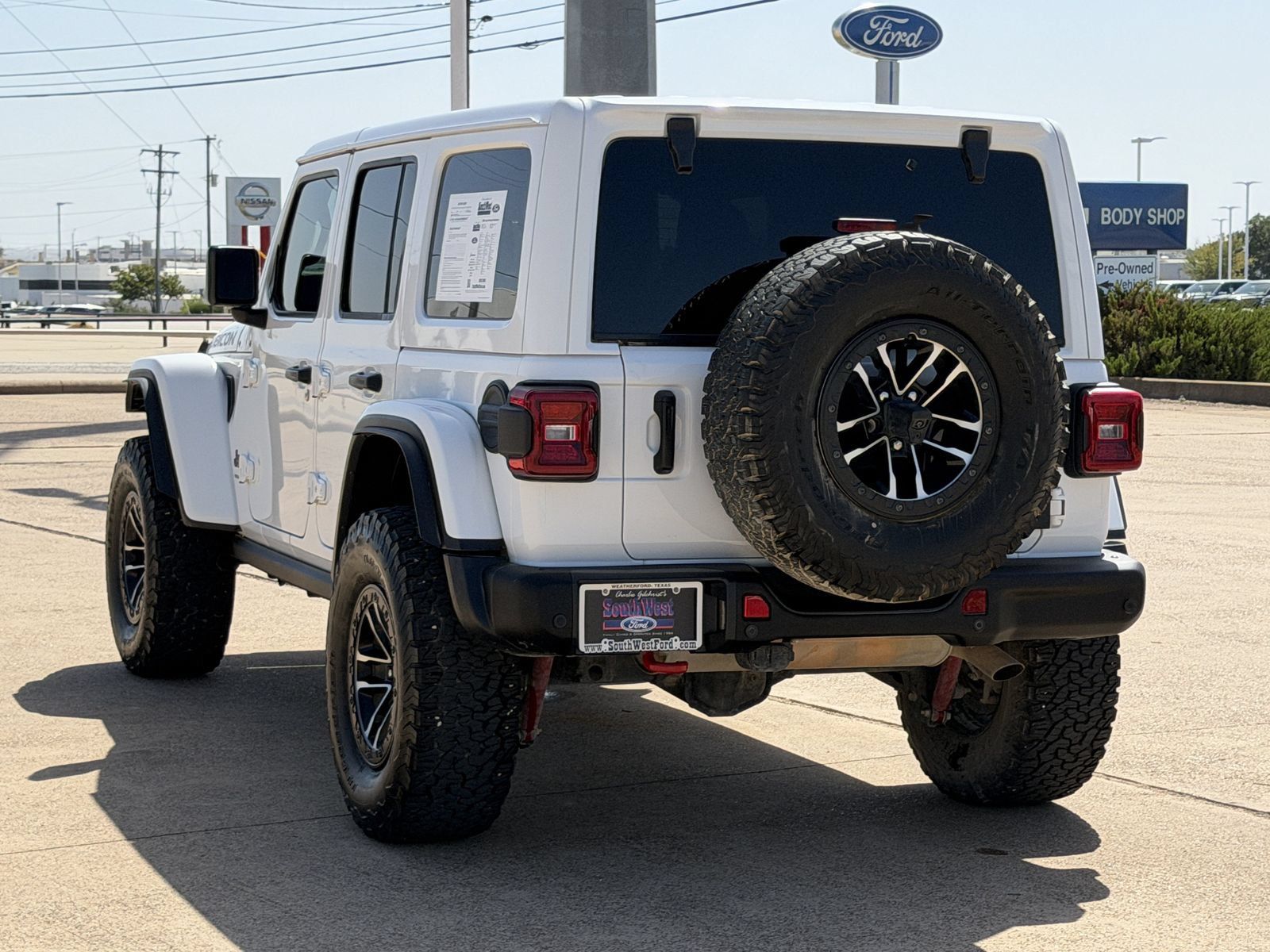 Used 2024 Jeep Wrangler Unlimited Rubicon AWD/4WD image 6