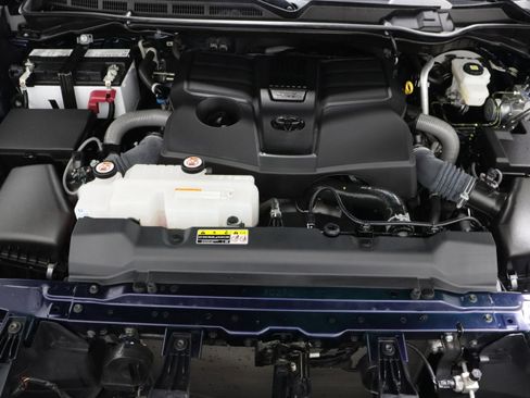 Used 2024 Toyota Tundra Limited image 40