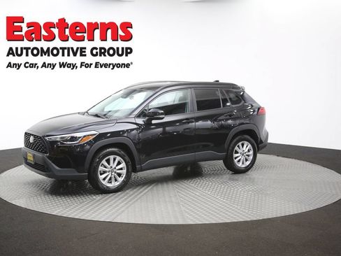 Used 2024 Toyota Corolla Cross LE FWD image 57