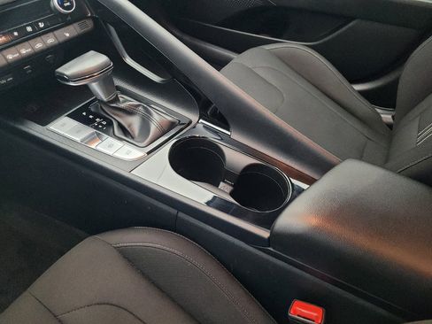 Used 2023 Hyundai Elantra SEL w/ Convenience Package FWD image 26