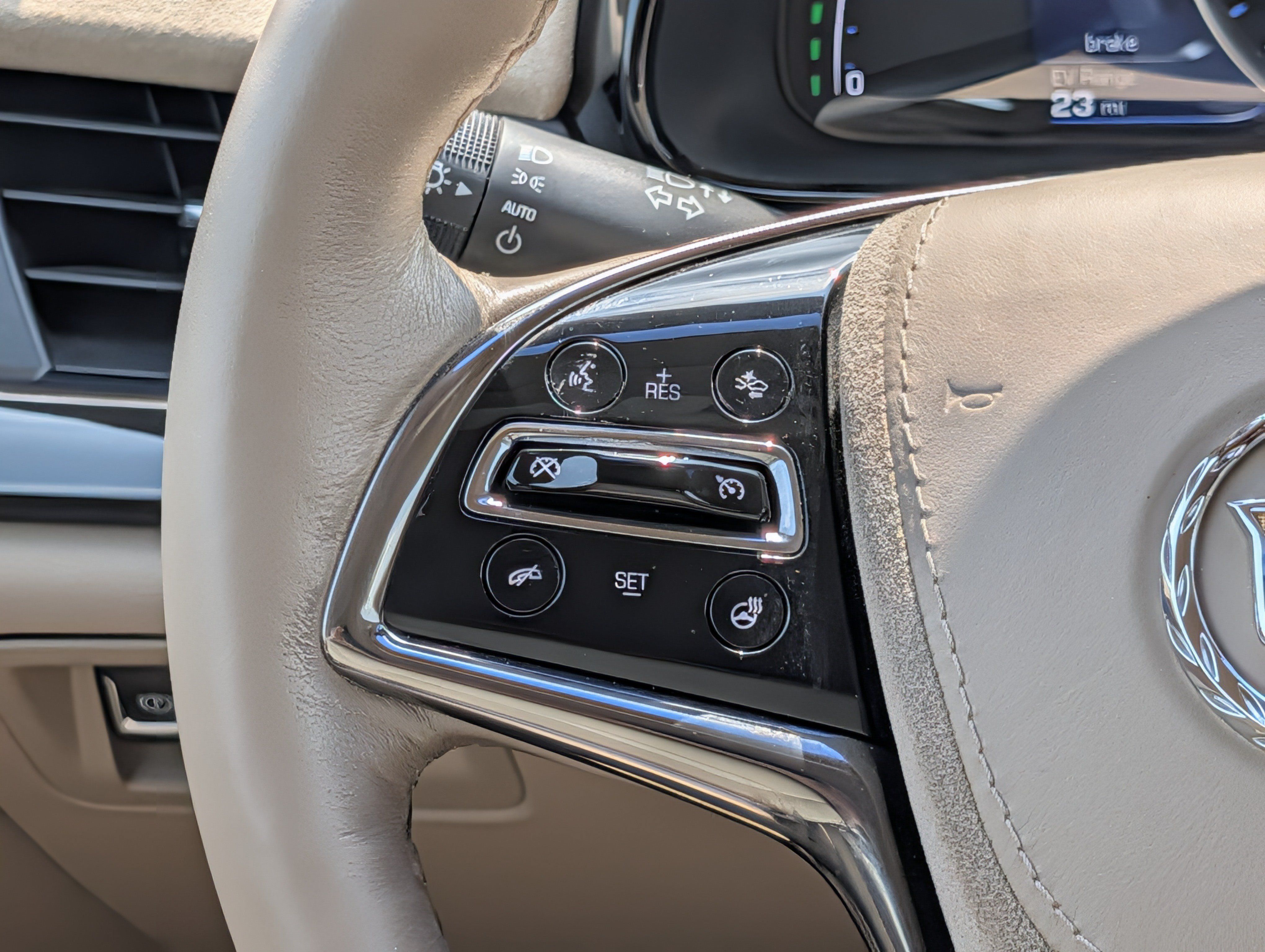 Used 2014 Cadillac ELR FWD image 26