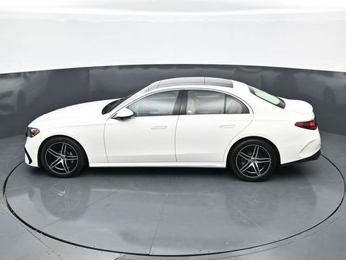 Used 2025 Mercedes-Benz E 450 4MATIC Sedan image 33