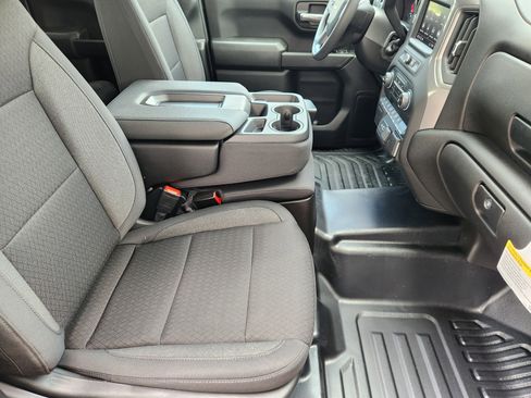 New 2026 Chevrolet Silverado 1500 W/T image 18