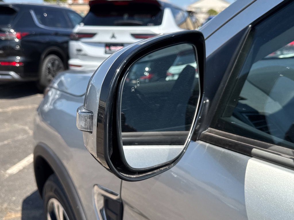 New 2027 Mitsubishi Outlander Sport SE FWD image 37