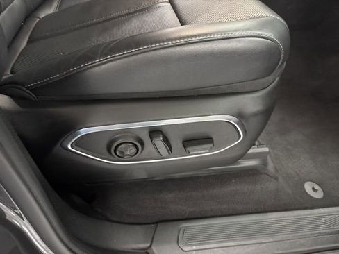 Used 2022 Jeep Wagoneer Series II image 11