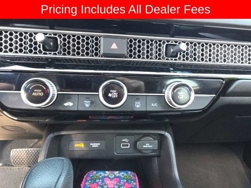 Used 2023 Honda Civic LX image 3