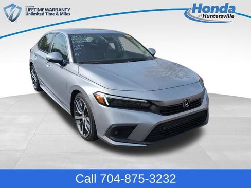 Used 2023 Honda Civic Touring image 1