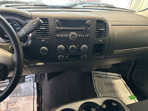 Used 2010 GMC Sierra 1500 SLE w/ SLE Preferred Package image 10