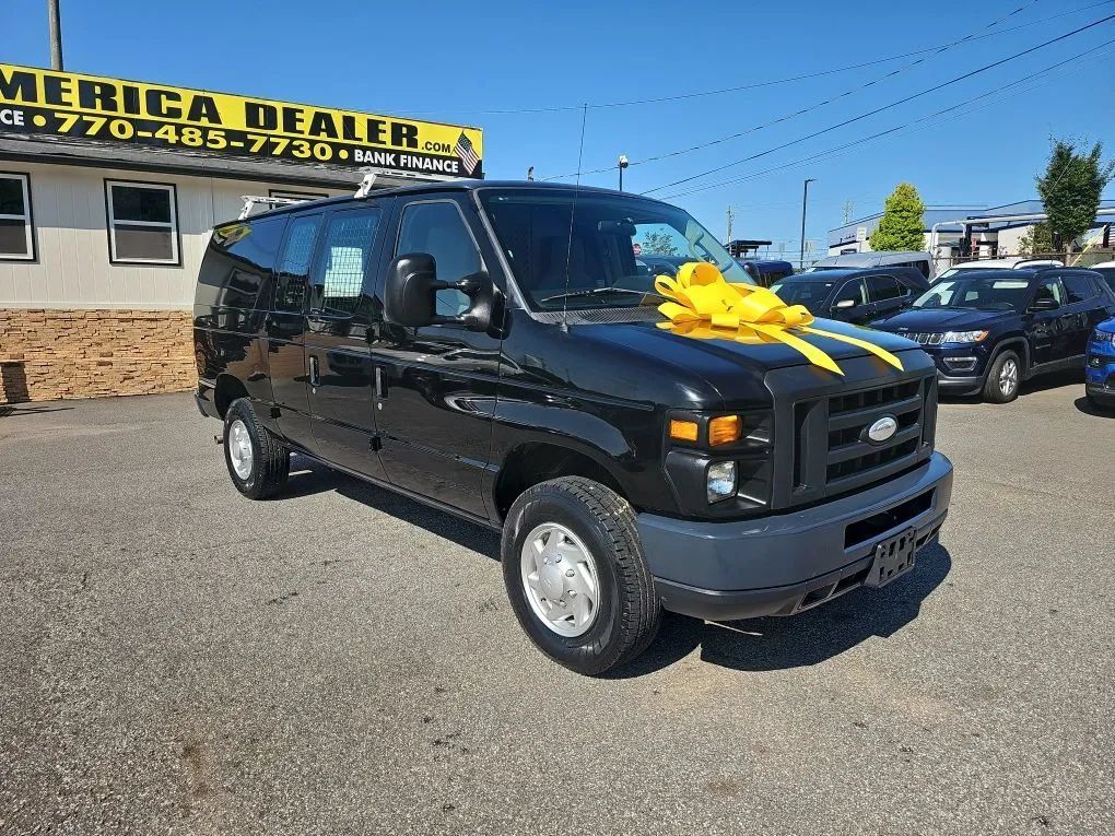 Used 2014 Ford E-350 and Econoline 350 Super Duty w/ Insulation Package RWD image 11