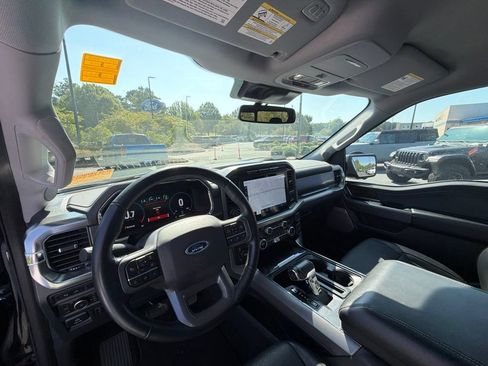 Used 2021 Ford F150 Lariat w/ Equipment Group 502A High AWD/4WD image 17