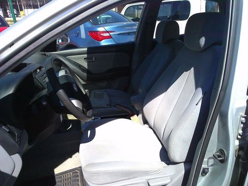 Used 2007 Hyundai Elantra GLS image 7