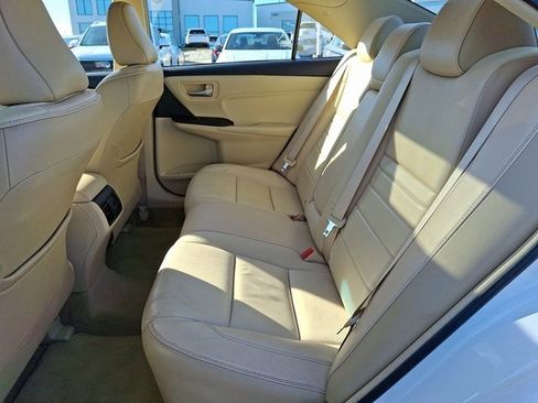 Used 2015 Toyota Camry XLE image 12